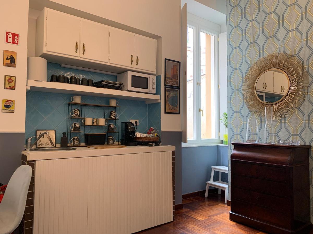 נאפולי Folle Citta B&B מראה חיצוני תמונה