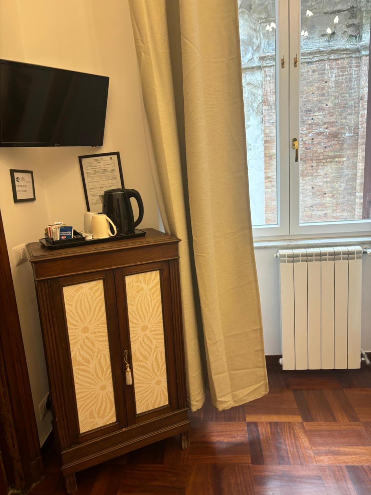 נאפולי Folle Citta B&B מראה חיצוני תמונה