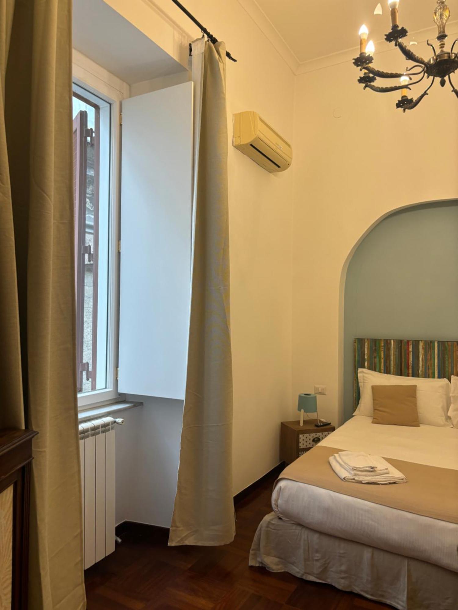 נאפולי Folle Citta B&B מראה חיצוני תמונה