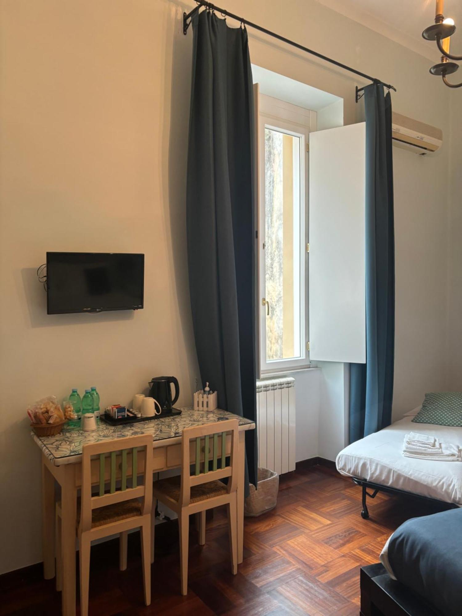 נאפולי Folle Citta B&B מראה חיצוני תמונה