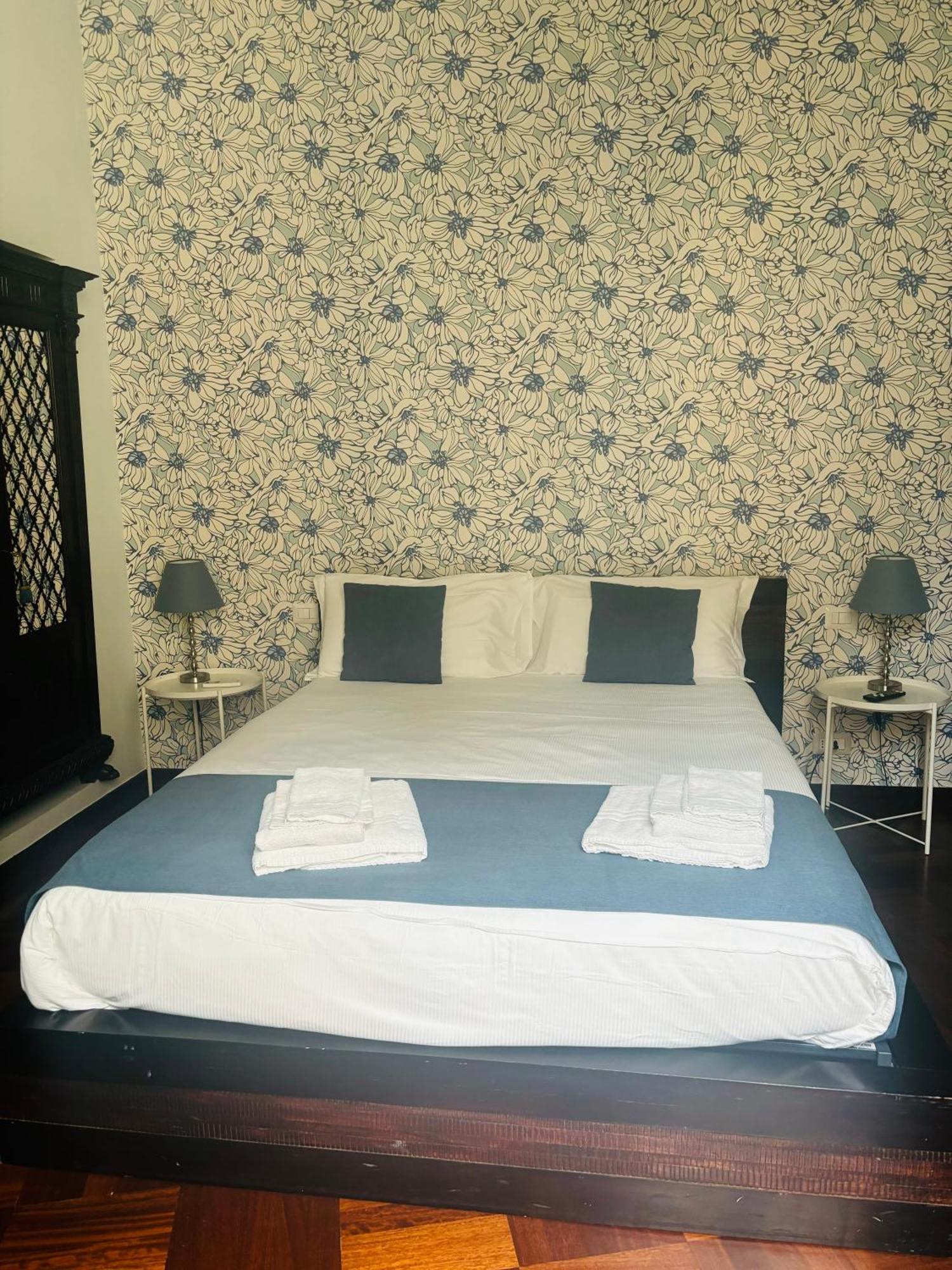 נאפולי Folle Citta B&B מראה חיצוני תמונה